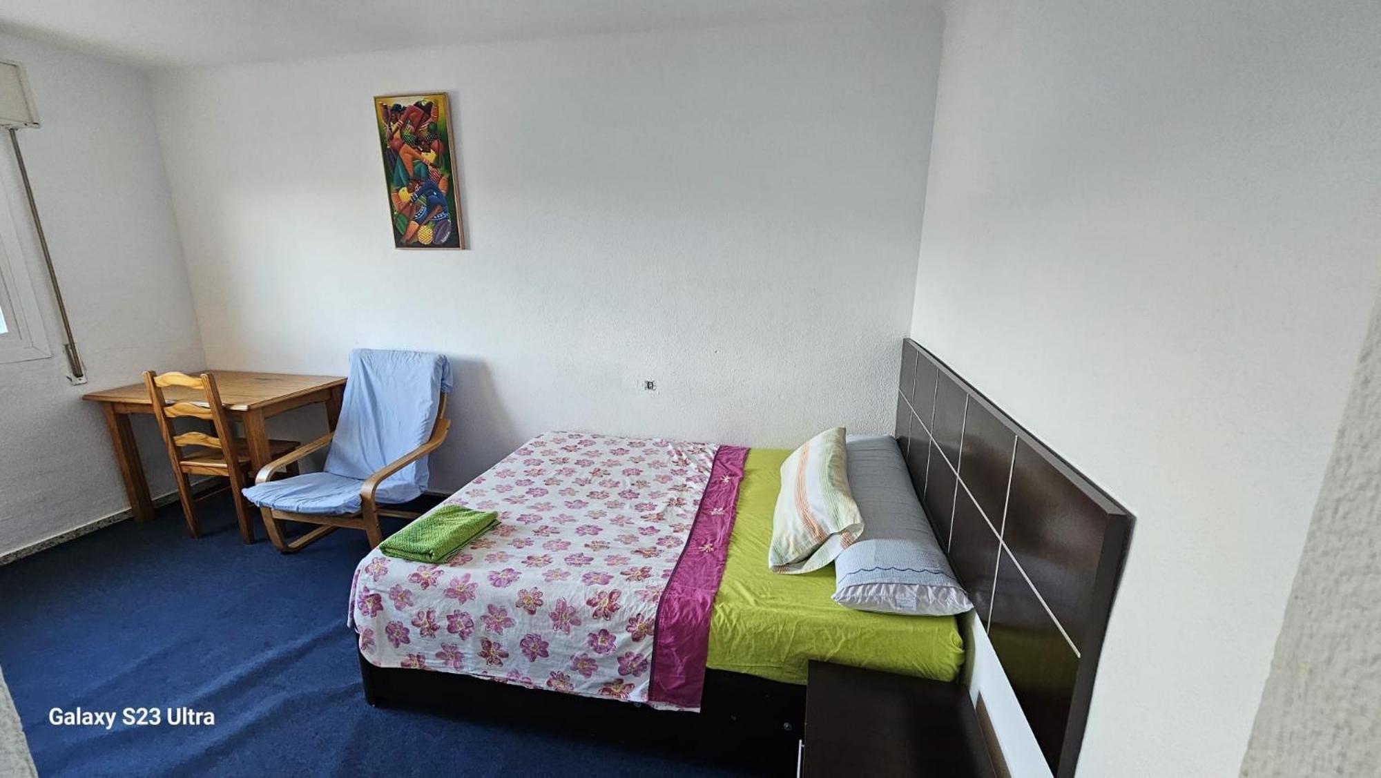 Habitacion Privada Centro Malaga Cerca Tren Maria Zambrano Y Playa Muy Buena Conexion Wifi Zewnętrze zdjęcie