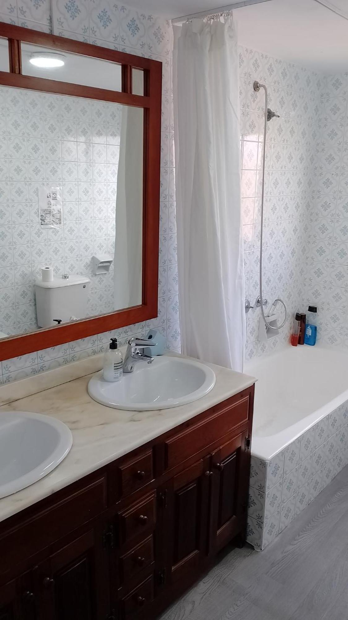 Habitacion Privada Centro Malaga Cerca Tren Maria Zambrano Y Playa Muy Buena Conexion Wifi Zewnętrze zdjęcie