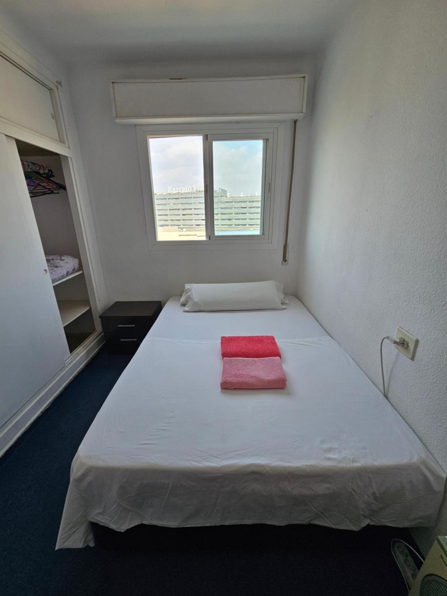 Habitacion Privada Centro Malaga Cerca Tren Maria Zambrano Y Playa Muy Buena Conexion Wifi Zewnętrze zdjęcie