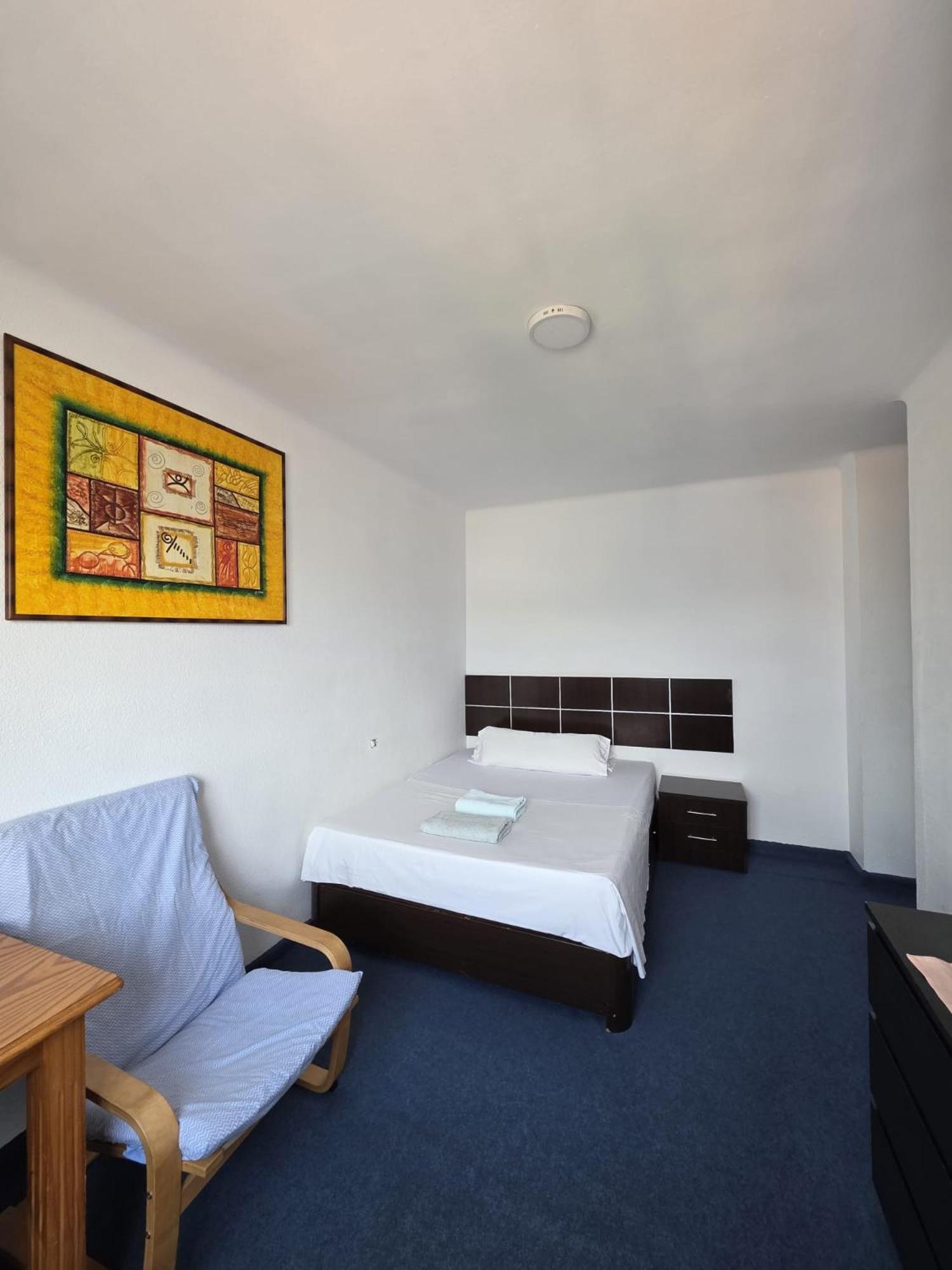 Habitacion Privada Centro Malaga Cerca Tren Maria Zambrano Y Playa Muy Buena Conexion Wifi Zewnętrze zdjęcie